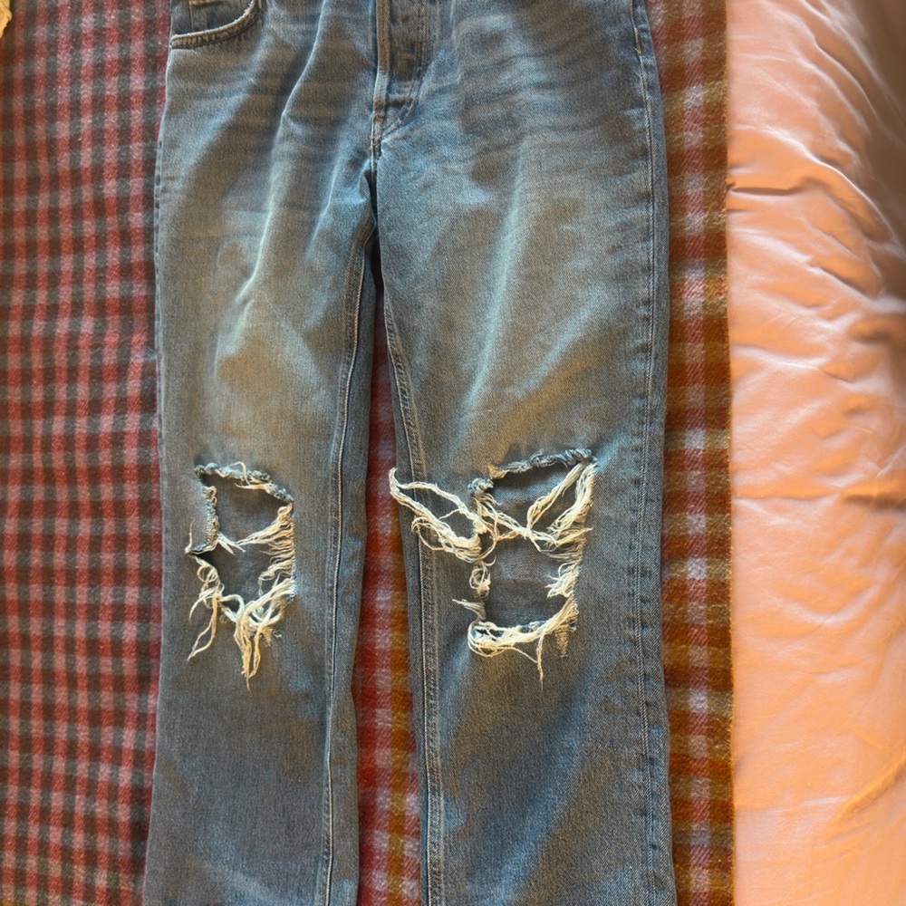 Womens Distressed Blue Jeans
